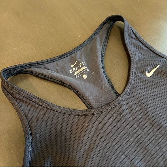 NIKE DRI-FIT Racerback - Picture 3 of 6